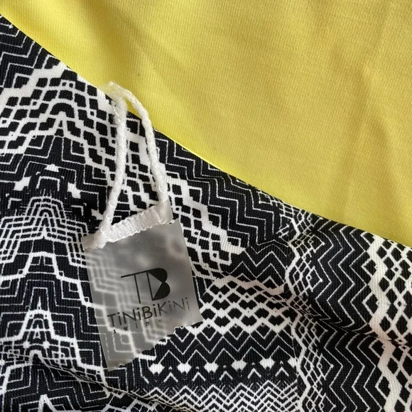 Tinibikini Reversible Swim Top - Picture 5 of 7